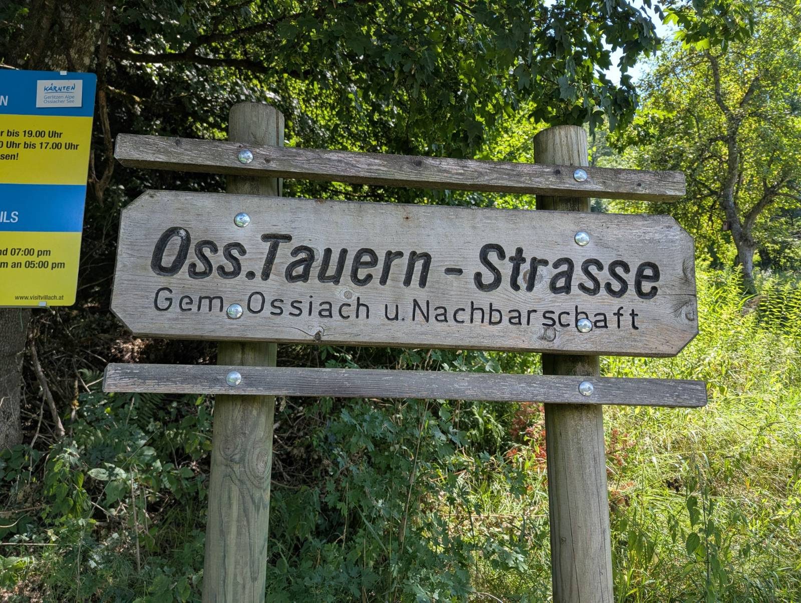 Putokaz na cesti Ossiacher Tauern-Straße